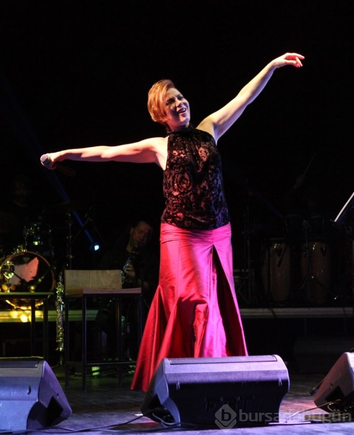 Nilüfer'de unutulmaz düet