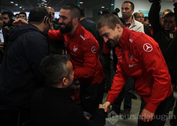 Milli takımdan gazilere moral ziyareti