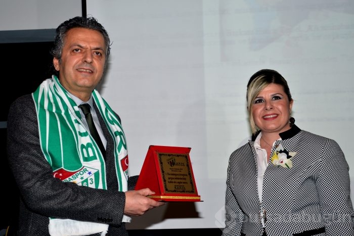 Bursaspor Kadın Taraftarlar Derneği' 1 yaşında