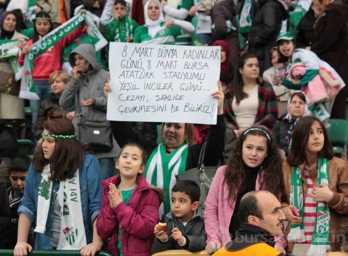 Kadınlar ve çocuklar Bursaspor için ödül!