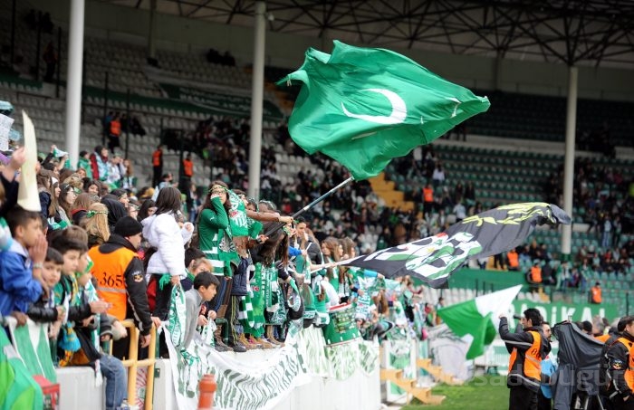 Kadınlar ve çocuklar Bursaspor için ödül!