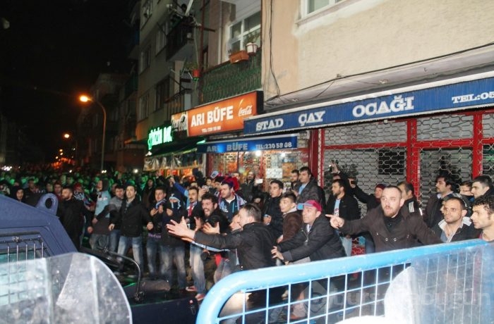 Trabzon'da maç yarıda kaldı!