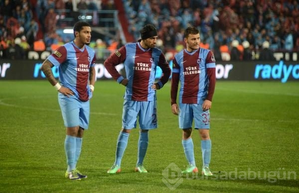 Trabzon'da maç yarıda kaldı!