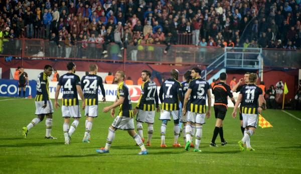 Trabzon'da maç yarıda kaldı!