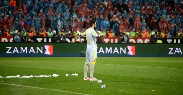 Trabzon'da maç yarıda kaldı!