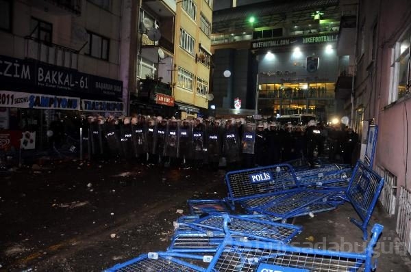 Trabzon'da maç yarıda kaldı!