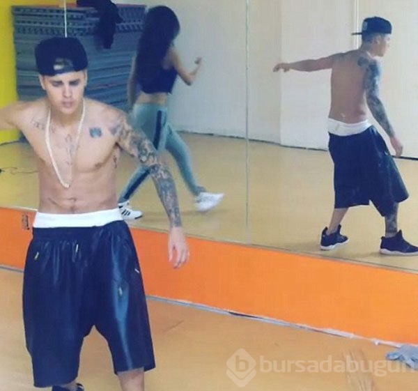 Justin Bieber yine rahat durmadı
