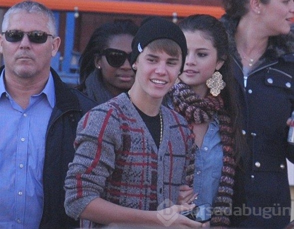 Justin Bieber yine rahat durmadı
