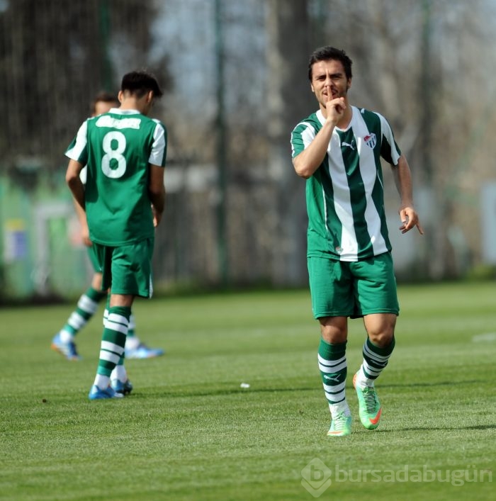 Ozan İpek'in futbol hasreti bitti!