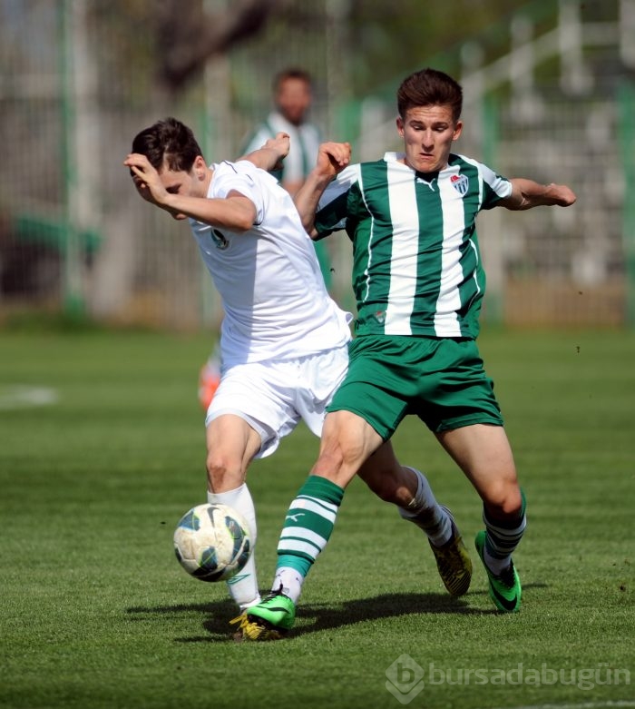 Ozan İpek'in futbol hasreti bitti!
