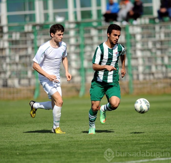 Ozan İpek'in futbol hasreti bitti!