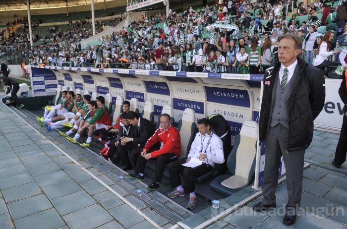 Timsah'ın yüzü bir türlü gülmüyor:1-2