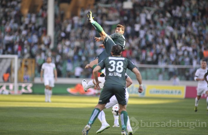 Timsah'ın yüzü bir türlü gülmüyor:1-2