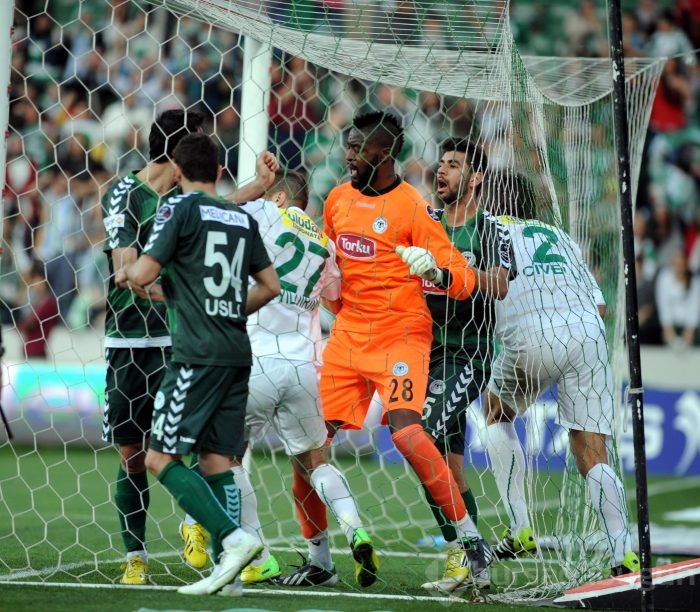 Timsah'ın yüzü bir türlü gülmüyor:1-2