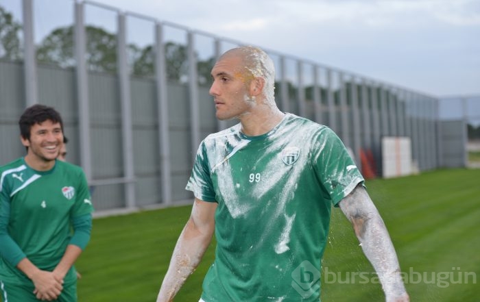 Fernandao'ya Brezilya usulü sürpriz!