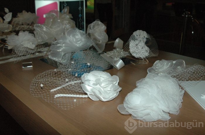 Bursa'da düğün atölyesi evlenecek gençleri bekliyor