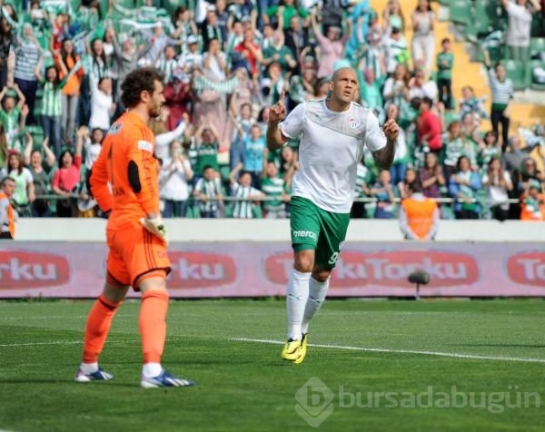 Fernandao coştu!Timsah düelloyu kazandı:4-3