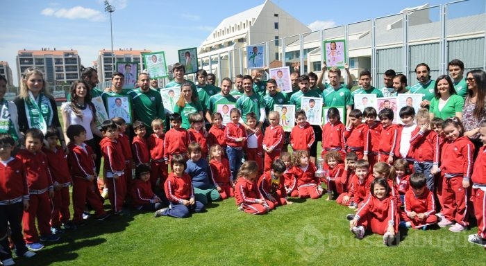 Bursasporlu futbolculara "karikatür" sürprizi!