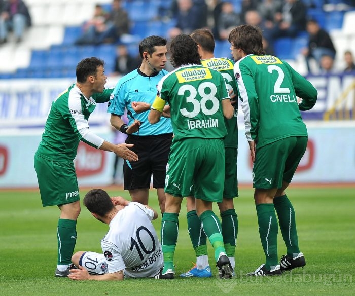 Kasımpaşa- Bursaspor maçından kareler