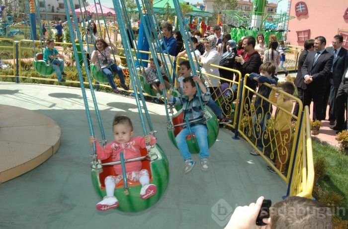 Böbrek hastası çocukların 23 Nisan coşkusu