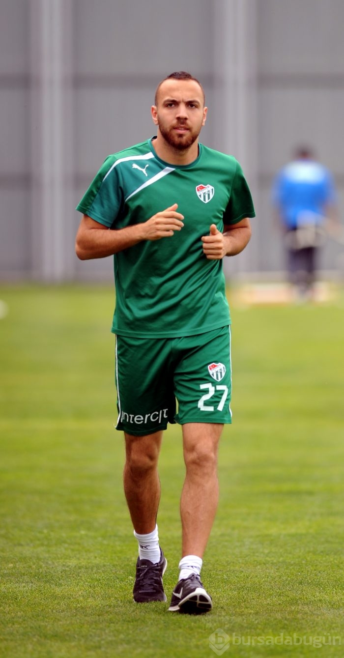 Timsah Fernandao'dan yoksun çalıştı!