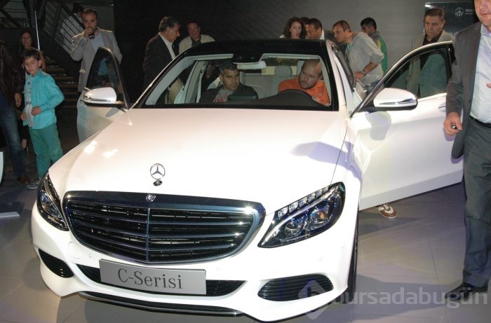 Mercedes-Benz'in yeni gözdesi görücüye  çıktı...