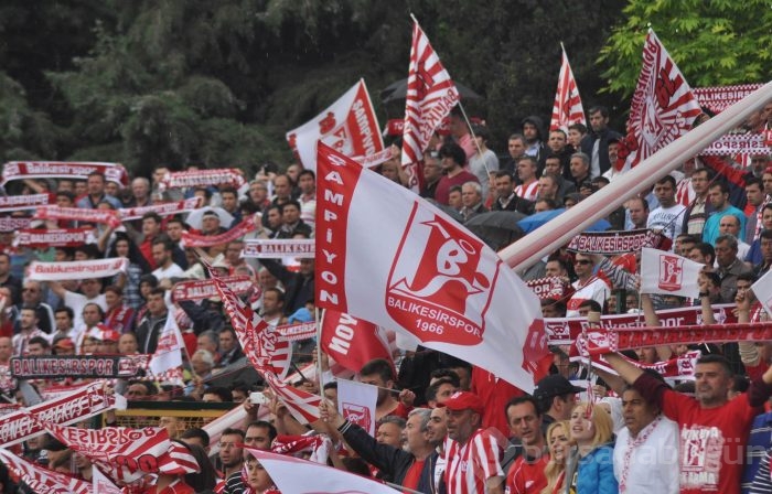 Balıkesirspor Süper Lig'e yükseldi!