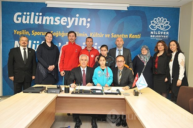 Nilüfer'de voleybol, hentbol ve yüzmeye talep yağıyor - ÖZEL HABER 