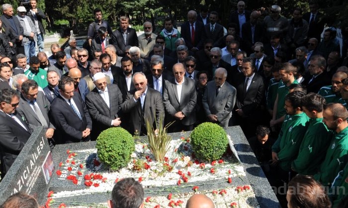 İbrahim Yazıcı mezarı başında anıldı 