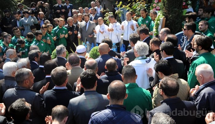 İbrahim Yazıcı mezarı başında anıldı 