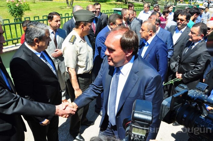 Milli takımdan Soma'da duygu dolu ziyaret