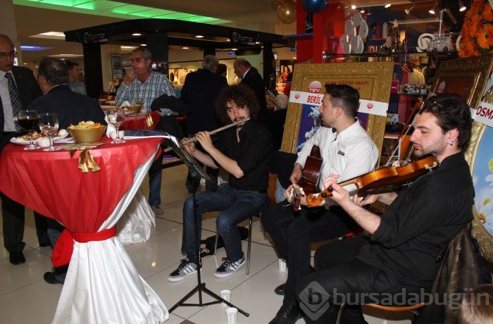 Alkışlarla Magic Shop hizmete açıldı...