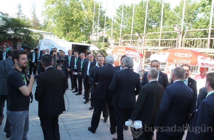 Bursaspor'da kongresinde heyecan dorukta