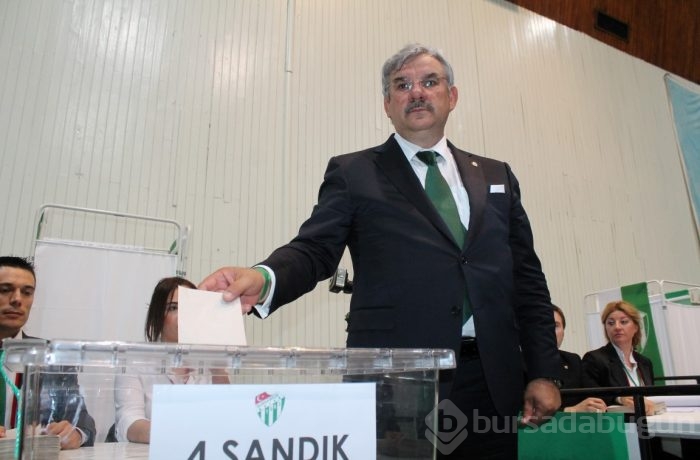 Bursaspor'da kongresinde heyecan dorukta