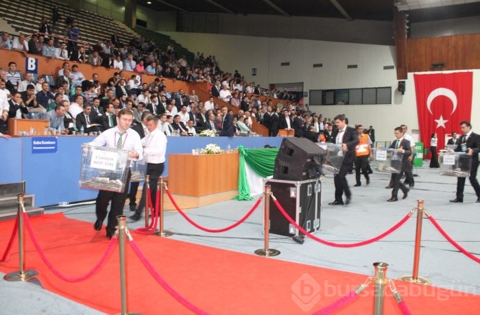 Bursaspor'da kongresinde heyecan dorukta