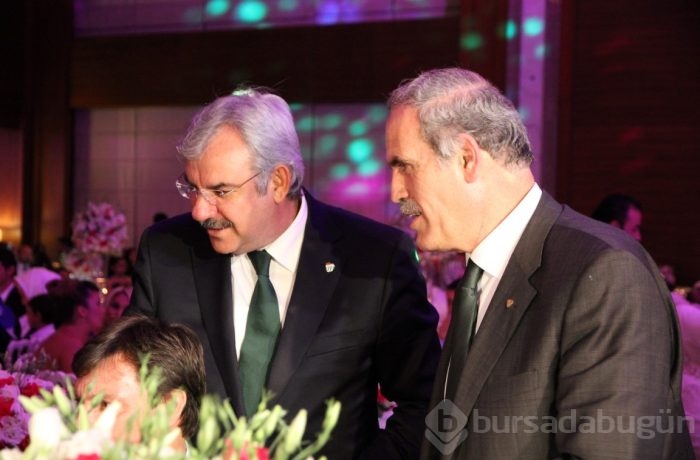 Tuğçe-Serdar Aziz çiftinin mutlu günü