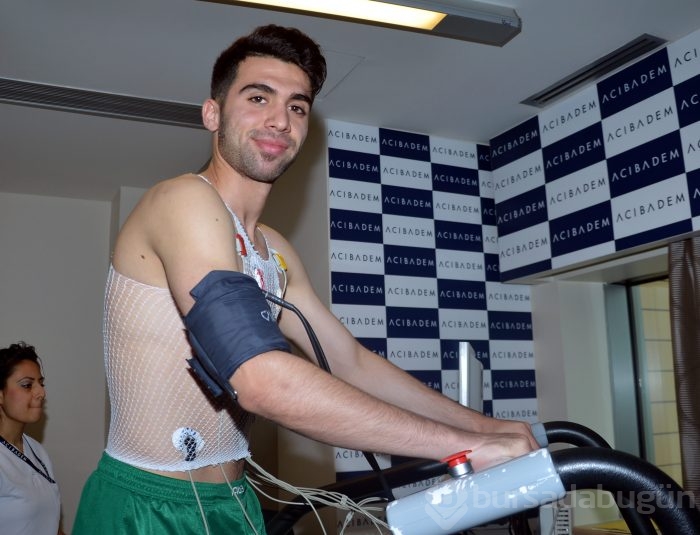 Şenol Güneş ve Emre Taşdemir turp gibi!