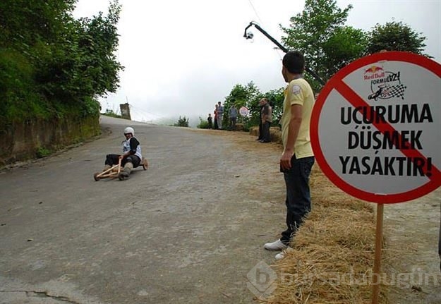 İbretlik yasak tabelaları...