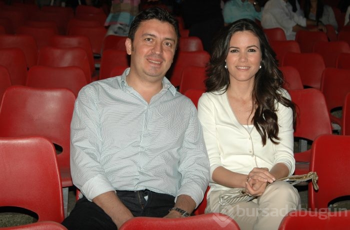 Bursa'da festival coşkusu 'Kavafis' ile başladı...

