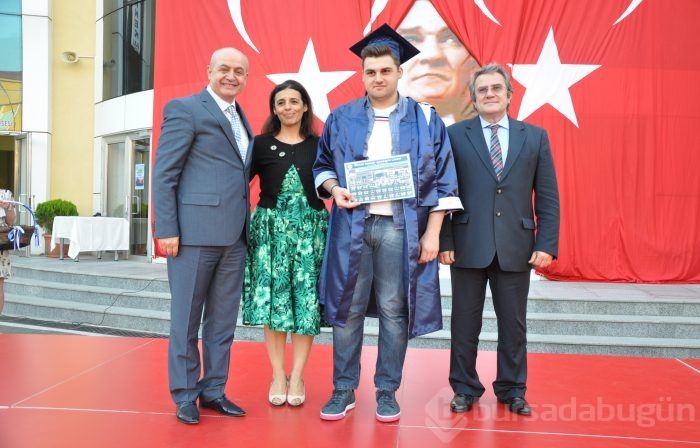 Emine Örnek Anadolu Lisesi'nde Mezuniyet heyecanı..