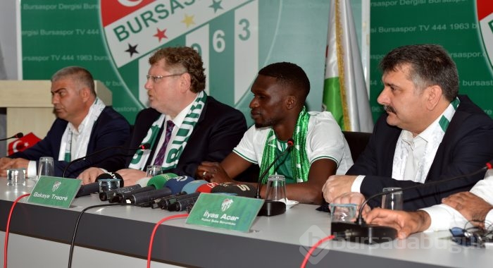Bakaye Traore resmen Timsah oldu!