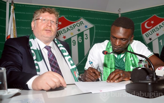 Bakaye Traore resmen Timsah oldu!