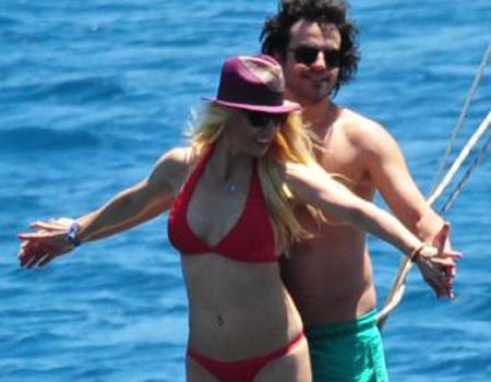 Hande Yener kameralara böyle yakalandı