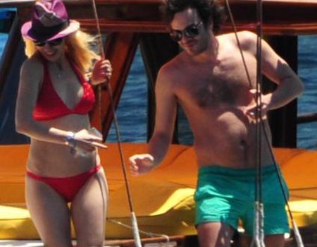 Hande Yener kameralara böyle yakalandı