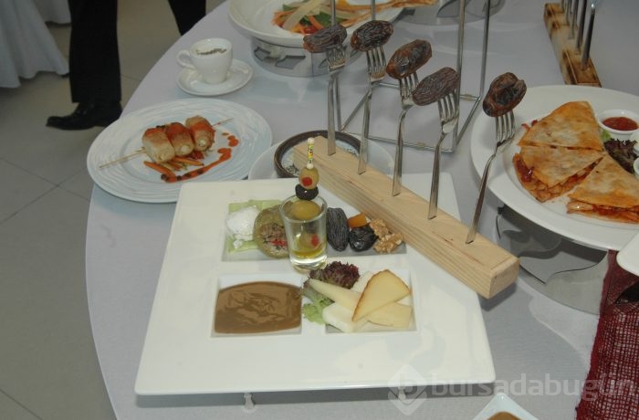 Crowne Plaza Bursa Otel iftar  mönülerini tanıttı...