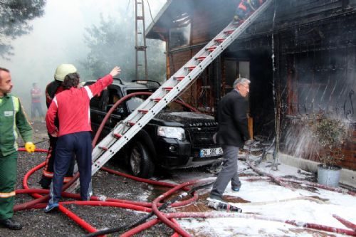 Ünlü yapımcı Atiye Rezzan Metin yangında hayatını kaybetti