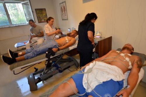 G.Saraylı futbolcular sağlık kontrolünden geçti