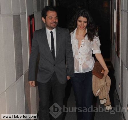 Beren Saat babasını düğüne çağırmadı