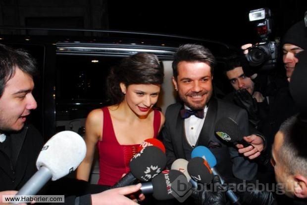 Beren Saat babasını düğüne çağırmadı