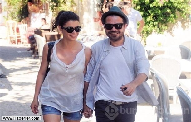 Beren Saat babasını düğüne çağırmadı